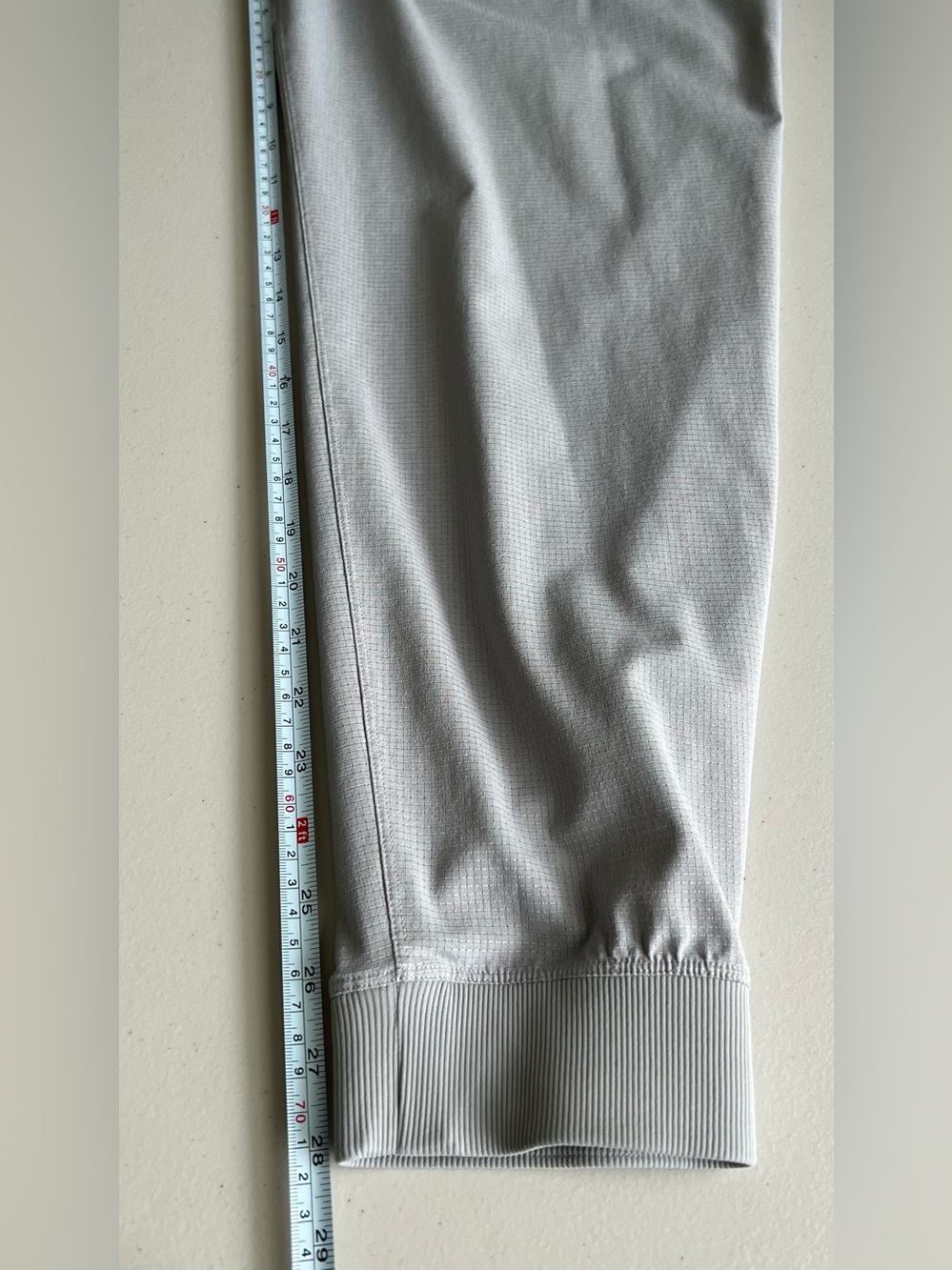 Lululemon ABC Jogger WovenAir Silver Drop Men’s L Breathable Stretch Travel Pant - Picture 10 of 15